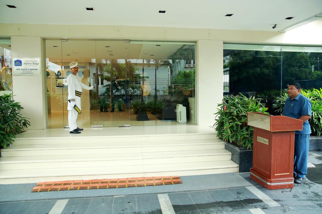 Best Western Jubilee Ridge Hyderabad Esterno foto