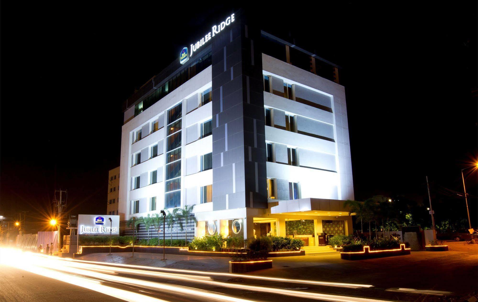 Best Western Jubilee Ridge Hyderabad Esterno foto
